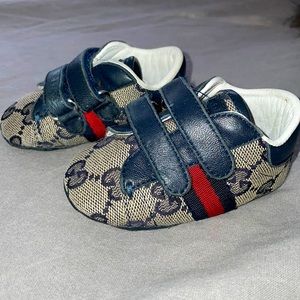 GUCCI BABY SHOES